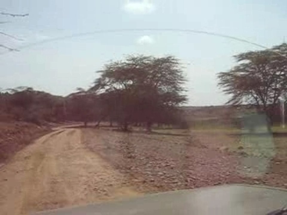 02_on the way to Maralal