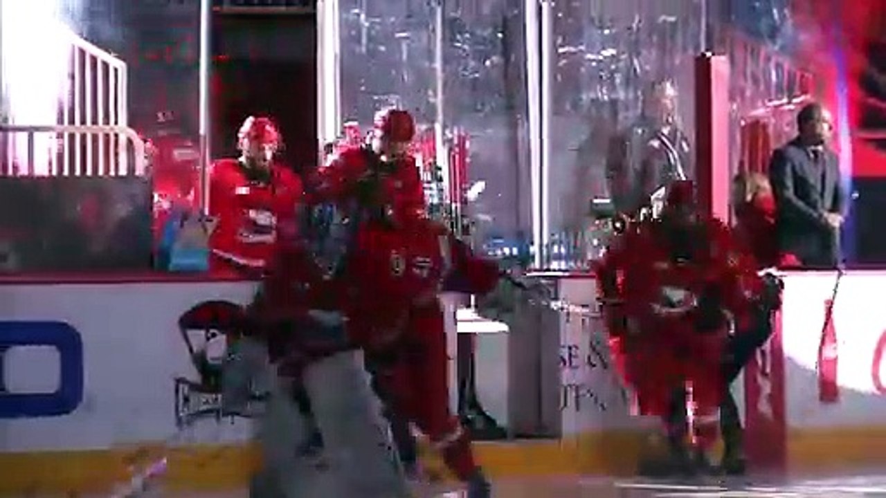Chicago Wolves 3 at Charlotte Checkers 5