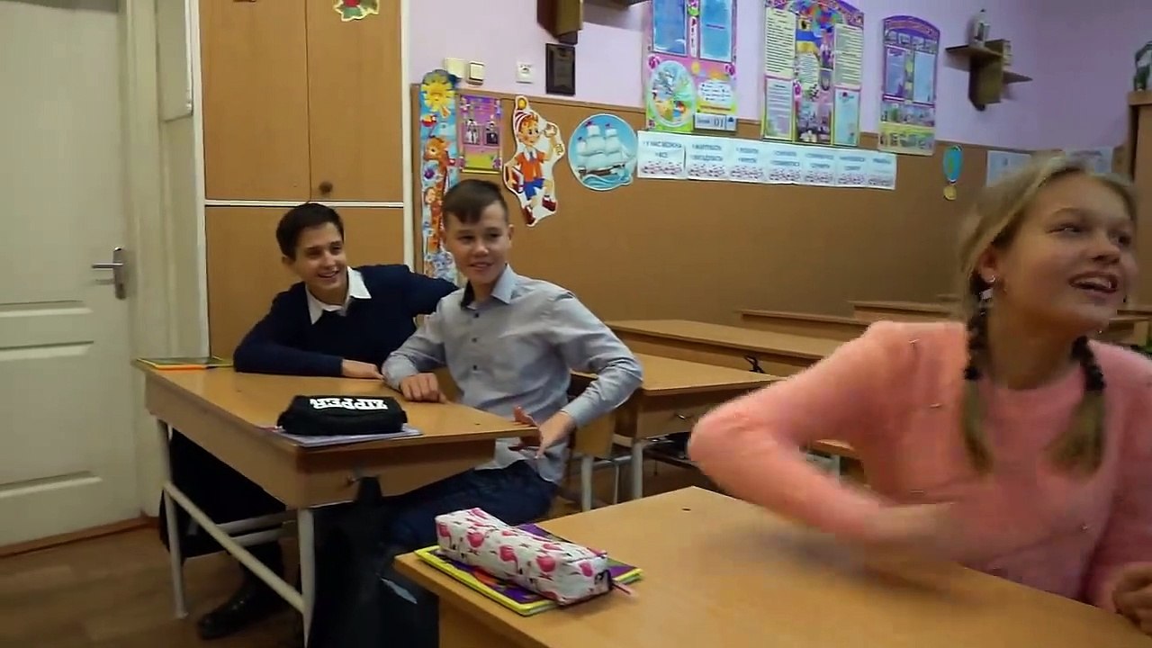 НАКОРМИ ПОРОСЁНКА ИЛИ ПРОИГРАЙ!!!!