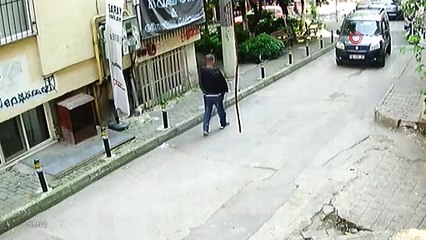 Güpegündüz hırsızlık kamerada