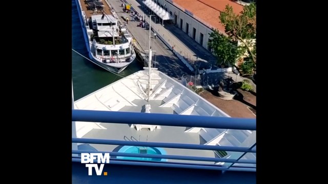 À bord du MSC Opera, ce passager a filmé le moment où le paquebot percute le quai et un autre bateau à Venise