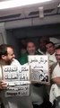 Les Algériens manifestent contre le régime même à la Mecque