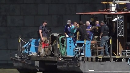 잠수사 투입...수중 수색 가능 여부 점검 / YTN