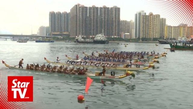 Filipino maids' dragon boat team makes a splash in Hong Kong