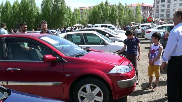 Bayram öncesi 2. el otomobil piyasası hareketlendi