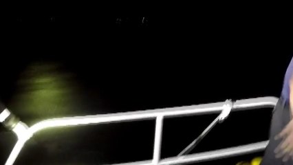 한밤중 조개 캐다 밀물에 고립 2명 구조 / YTN