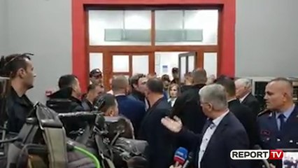 Tải video: Report TV - Ish-deputeti demokrat Spahia: Po silleni si serbët! Lleshaj: I pafytyrë