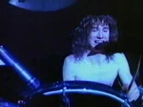 Frank Zappa -Terry Bozzio'S Stunning Drum Solo Live Gasma