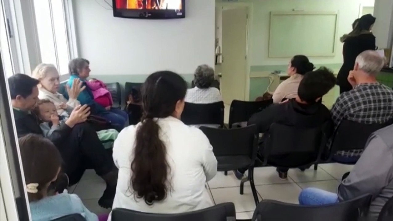 Aumenta movimento em unidades de saúde com vacinas 'sobrando'