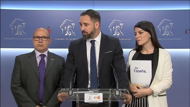 Abascal: Nosotros no queremos una foto con Albert Rivera