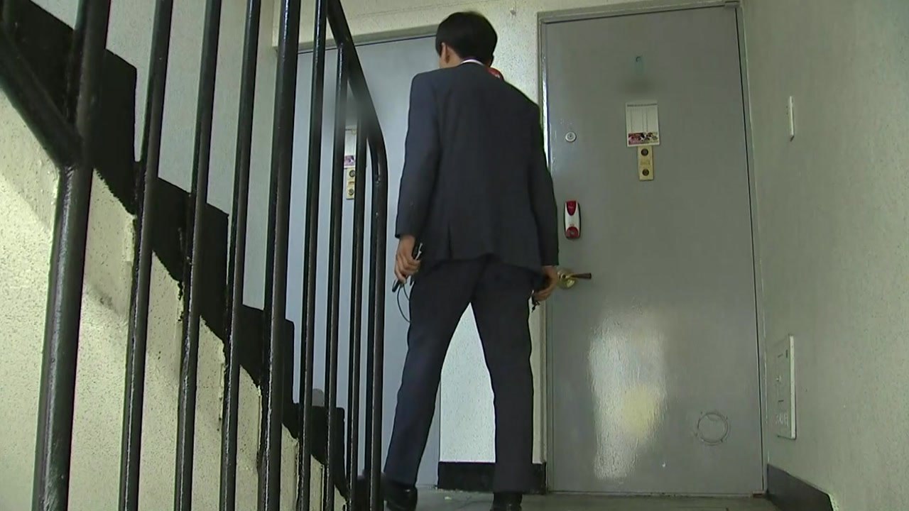 생후 7개월 영아 숨져...부모 "개가 할퀴어" / YTN