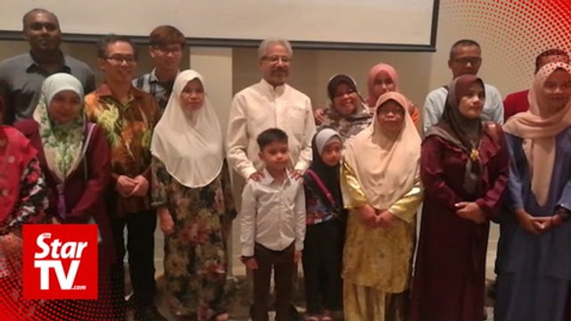 Waytha Moorthy, media clubs host Iftar dinner for hardcore poor