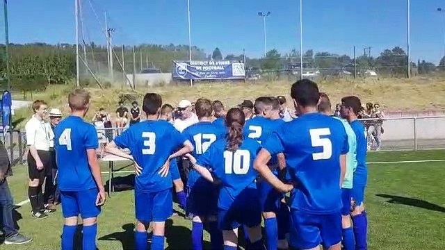Finale coupe Isère U15 à 8 - Vainqueur Izeaux face à Comelle - 7-2 - Remise de la coupe