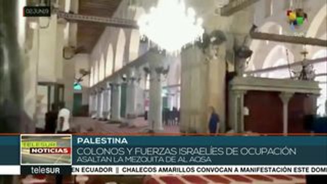 Fuerza armada israelí reprime a palestinos en mezquita Al Aqsa
