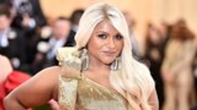 Mindy Kaling Wrote Emma Thompson's 'Late Night' Role Without Backup Plan | THR News