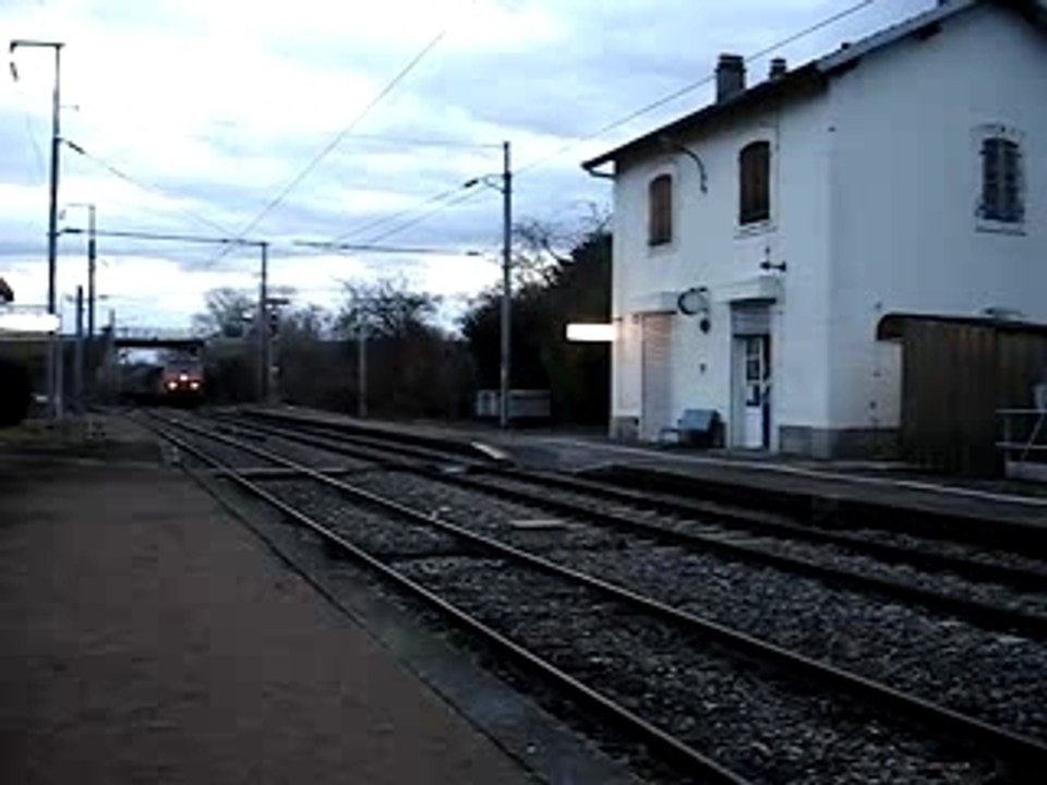 Train d'eau d'Evian avec BB36000 en pousse