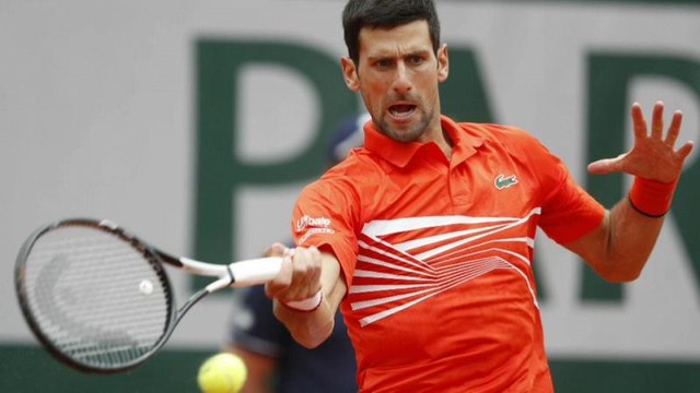 A cuartos de final del torneo de Roland Garros por la vía rápida