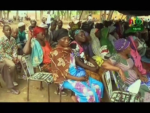 RTB - Lancement des travaux de construction d’un marché à bétails et d’un comptoir d’achat de maïs à Léo par le Ministre de l’Agriculture et des Aménagements Hydro-agricoles, Salif OUEGRAOGO