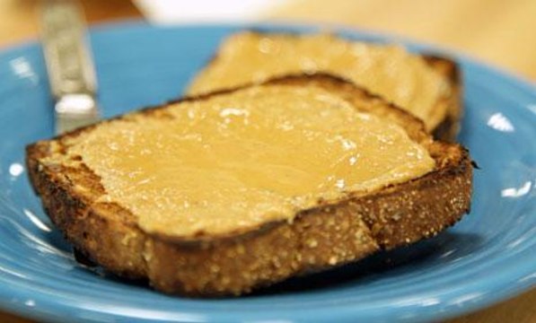 Peanut Butter Toast or Cereal: Which Breakfast Is Healthier?