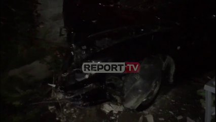 Aksident në Elbasan/Mjeti përfundon në lokal, katër persona të plagosur