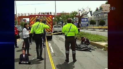 Adulto mayor murió  luego de ser atropellado por un furgon en Quito