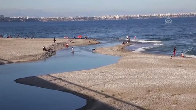 Denizde akıntıya kapılan 2 çocuk kurtarıldı
