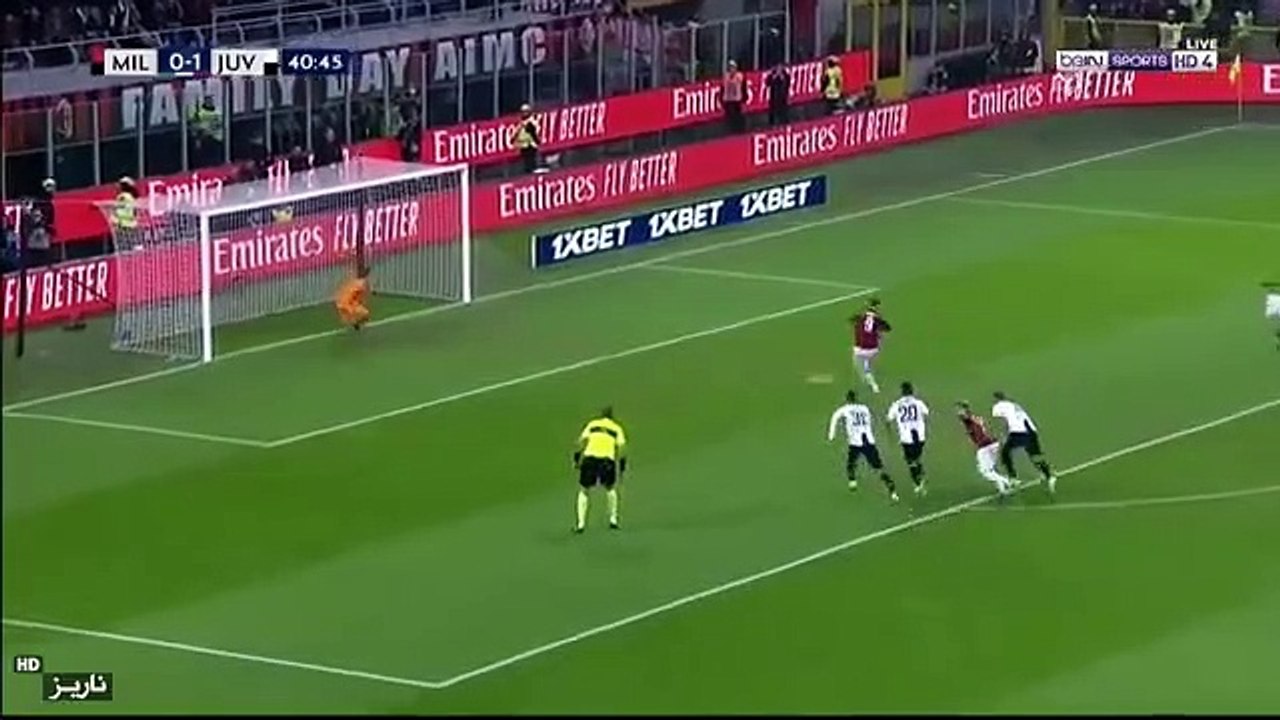 مباراة يۄڧنتوس ومۑلان  2 - 0  هدف المدمر رۄنالدو ويطرد هيجواين مثير للجدل