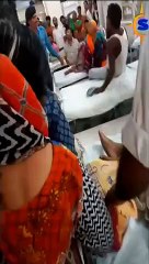 VIDEO: জয়পুৰ– হাস্পতালৰ বাৰ্ডতে ৰোগীক মাৰধৰ কৰিলে চিকিৎসকে