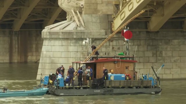 시신 2구 추가 발견... 수중 수색 계속 / YTN