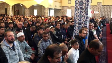 - İsveç’te Bayram Namazı Coşkusu