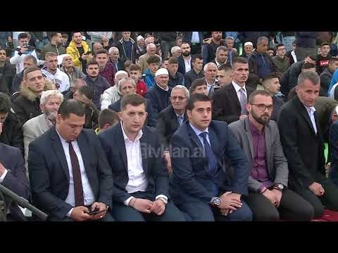 Myslimanet festojne Fiter Bajramin