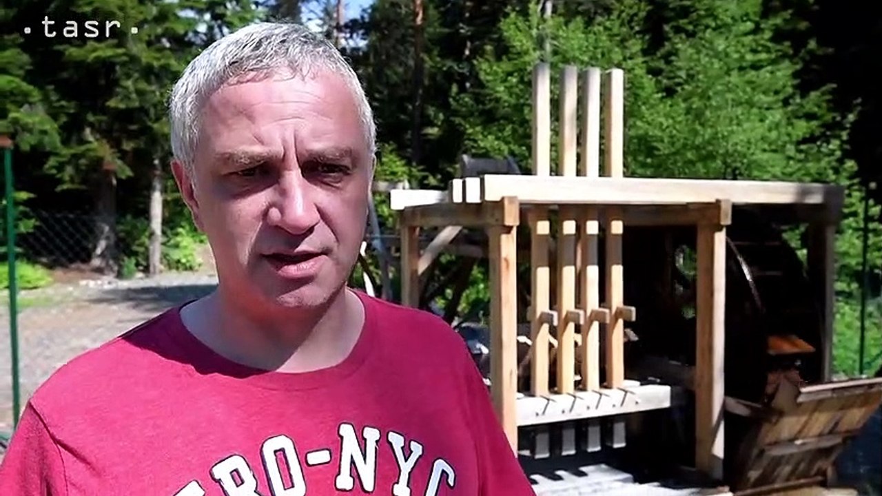 GELNICA: V skanzene sprístupnili unikátny historický drviaci banský stroj pochwerk