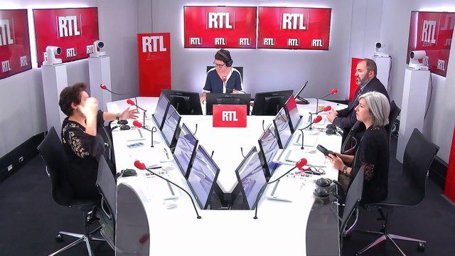 Les actualités de 12h30 - Coupe du Monde 2019 : Macron rend visite aux Bleues