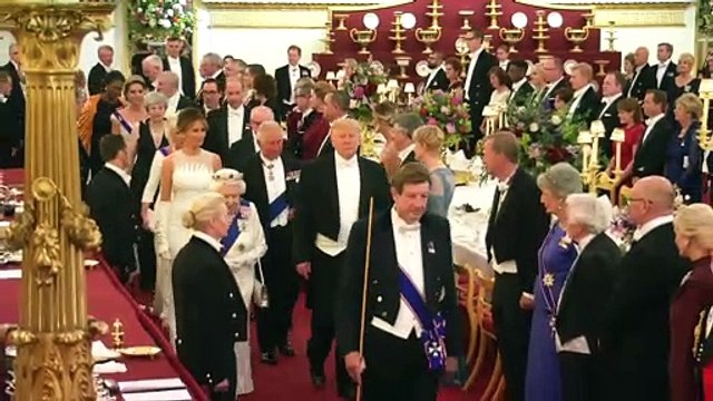 La reina Isabel ofrece una cena de gala con motivo de la visita de Trump