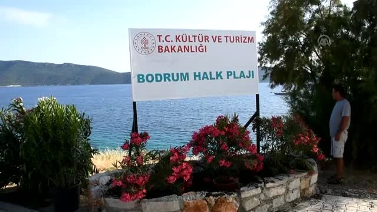 Bodrum Halk Plajı açıldı