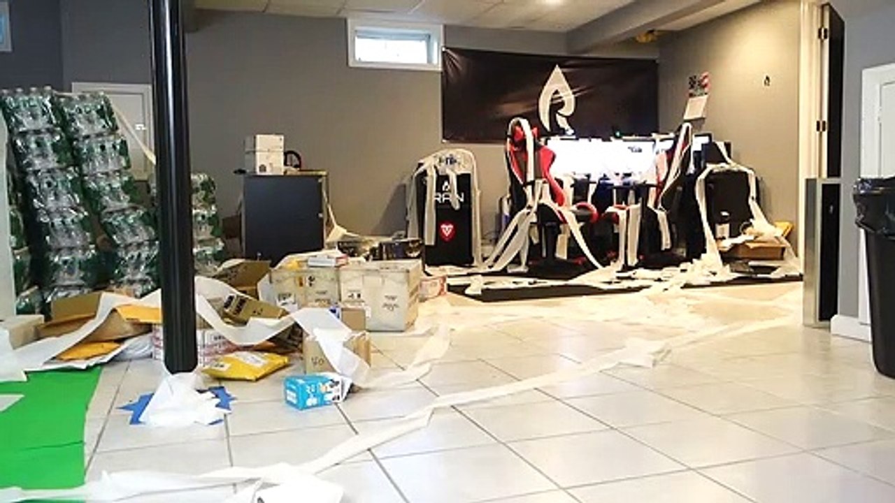 CRAZY TOILET PAPER PRANK ON FAZE RAIN!!