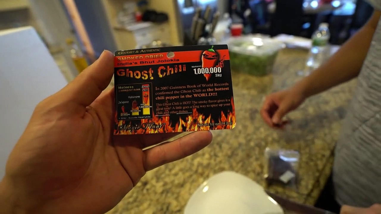 EXTREME GHOST CHILI ROOMMATE PRANK