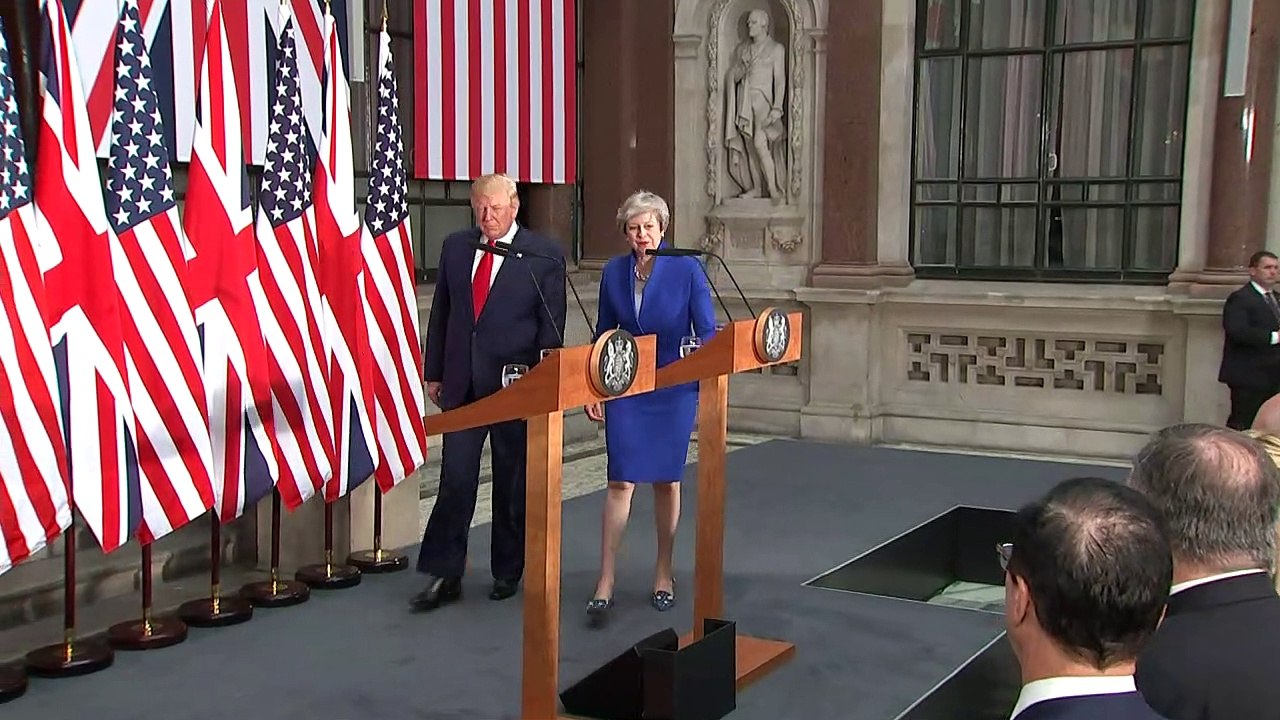 Donald Trump and Theresa May hold joint conference