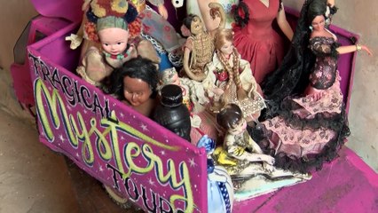 Discover Claire Bentley-Smith’s Thought-Provoking Art Exhibition in Holbeck 🎨