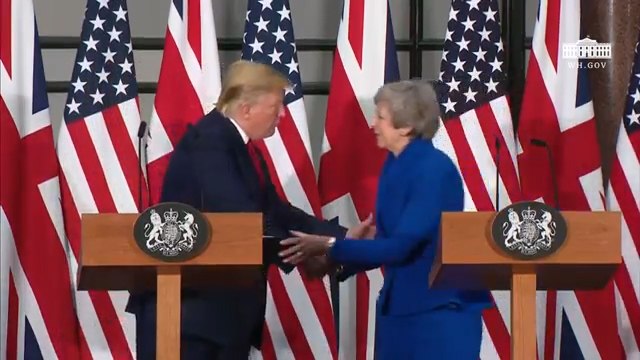 May y Trump comparecen tras una reunión en Downing Street