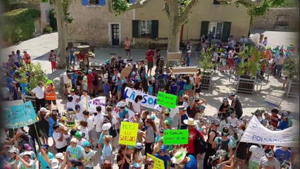 400 enfants défilent à Velleron pour sauver leur rivière