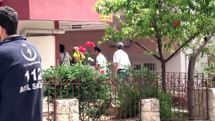 Başkent'te bunalıma giren adam evini yakmaya çalıştı