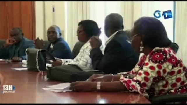 RTG - Réunion entre le Directeur provincial des affaires sociales et les maires d’arrondissement de Franceville pour trouver des stratégies pour mieux gérer les arrondissements