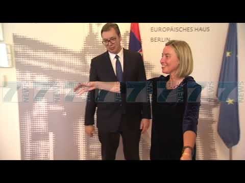 VUÇIÇ VENDOS NE DYSHIM SAMITIN E PARISIT, SHBA TE MOS NDERHYJE - News, Lajme - Kanali 7