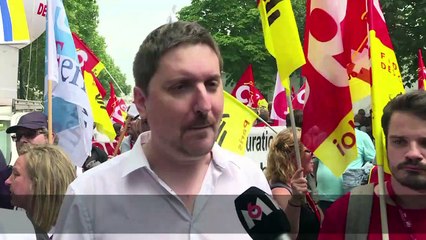 A Paris, plusieurs milliers de cheminots dans la rue