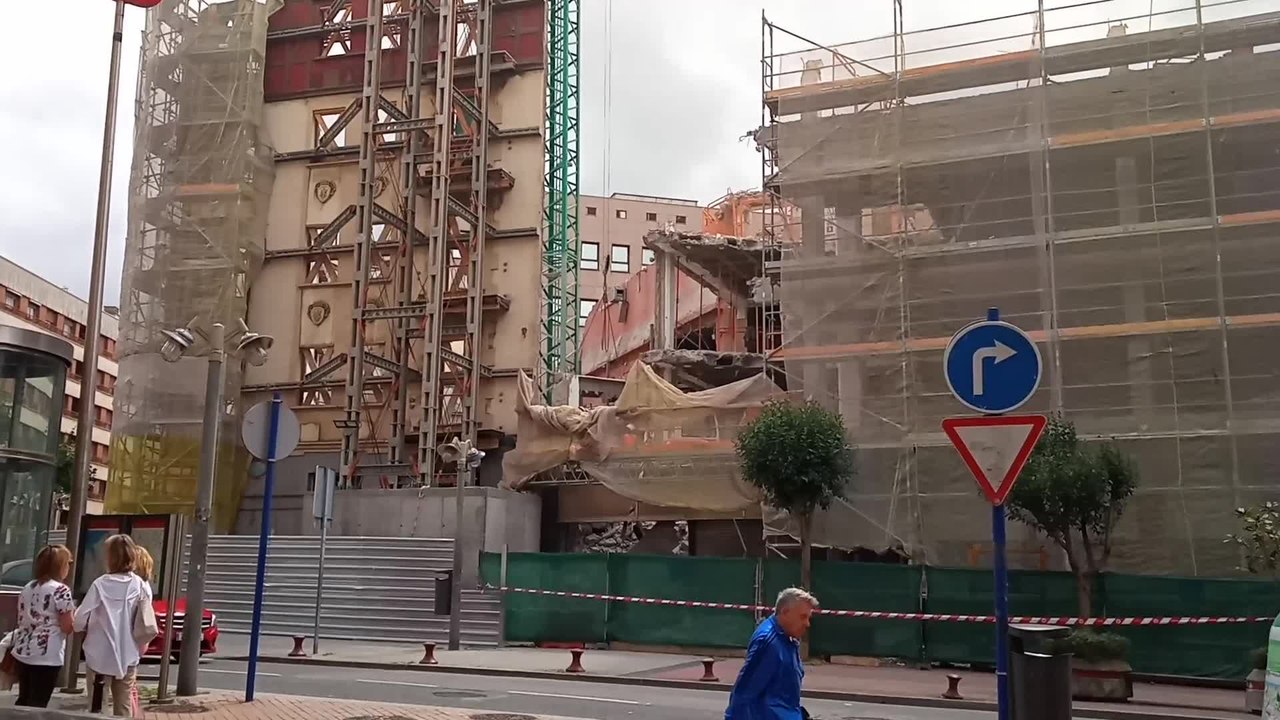 Derriban el histórico edificio de Bide Onera de Barakaldo para hacer viviendas