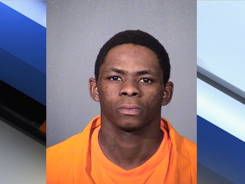 PD: Man arrested for robbing convenience store with scissors - ABC15 Crime
