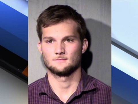 PD: Employee calls 911 while pursuing stolen golf cart - ABC15 Crime