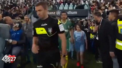 Cristiano_Ronaldo_-_Goals_&_Skills_-_Charity_Match_2019_(_720_X_1280_)