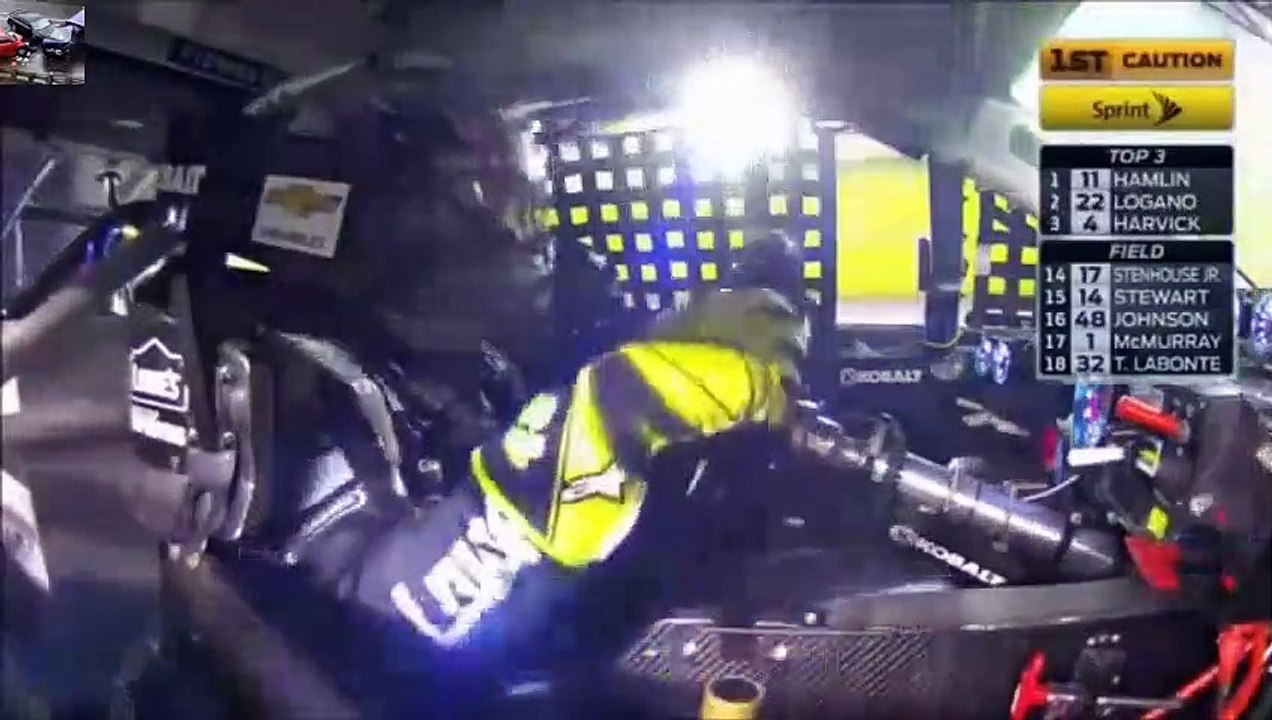 Jimmie Johnson- NASCAR Clash Crash Magnet(1)